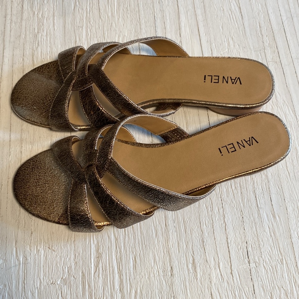 Vaneli Brogan Metallic Gold Slides NWOT